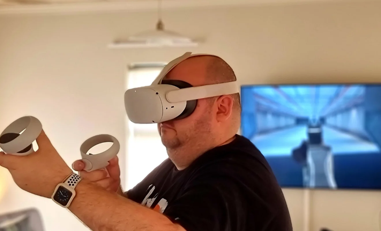 How to Cast a Meta (Oculus) Quest or Quest 2 to a TV