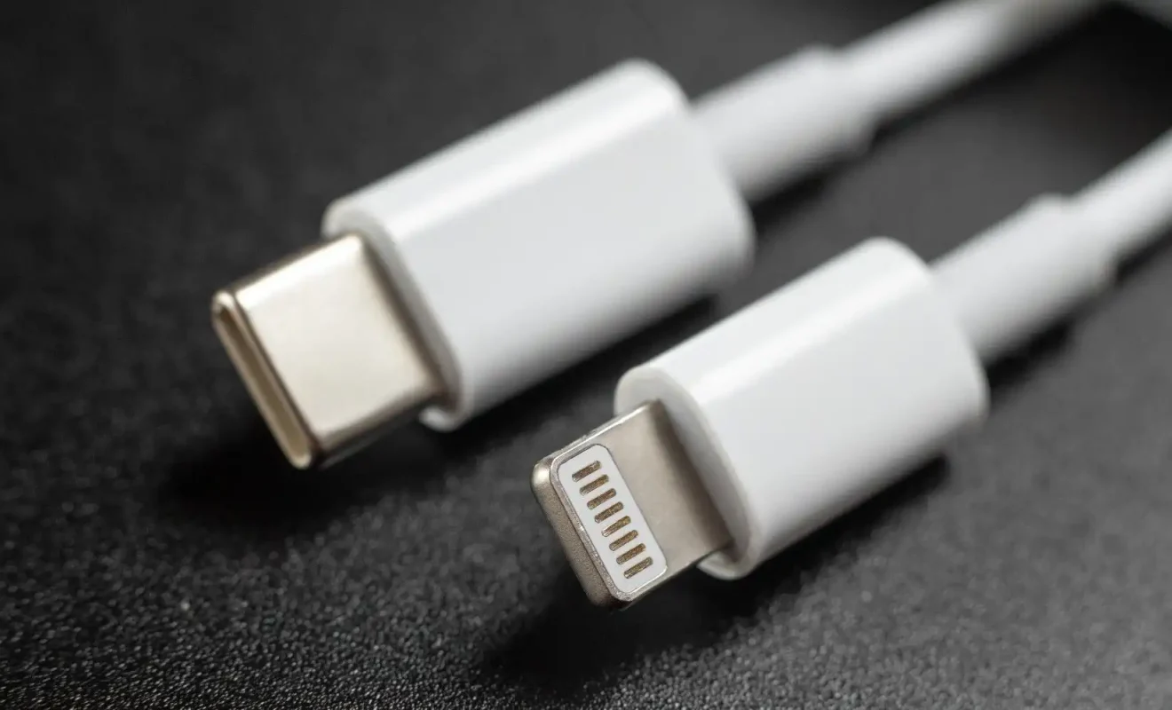 Will a USB-C iPhone Make Apple's Lightning Cable Obsolete? Not Yet The  Tech Edvocate