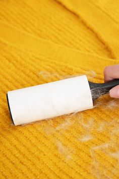 3 Ways to Remove Lint from Clothes - The Tech Edvocate
