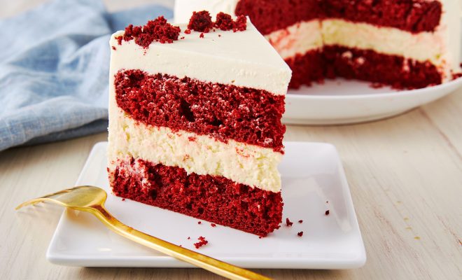 Best Red Velvet Cheesecake Recipe: How to Make Red Velvet Cheesecake ...